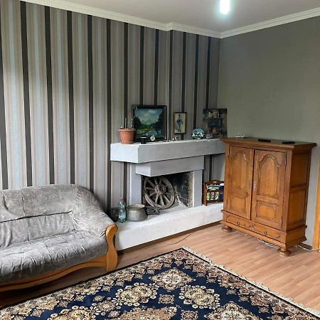 Galleria Appartment Tbilisi Bagian luar foto